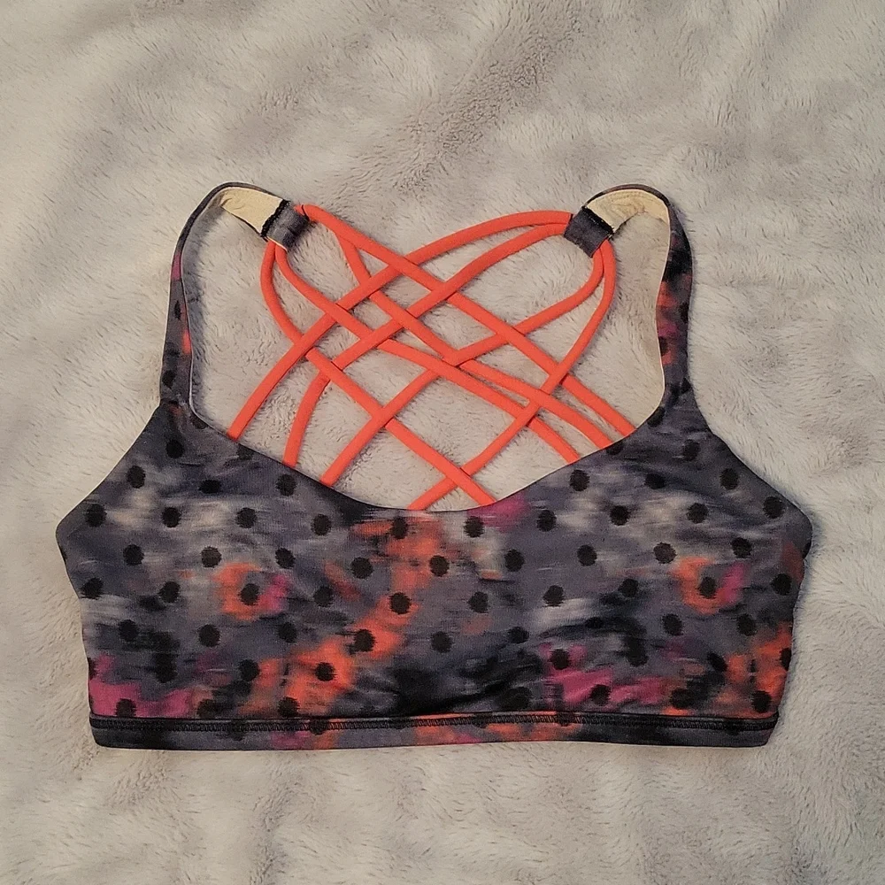 Lululemon - Free To Be Bra - Wild - Size 6 - Picture 1 of 3